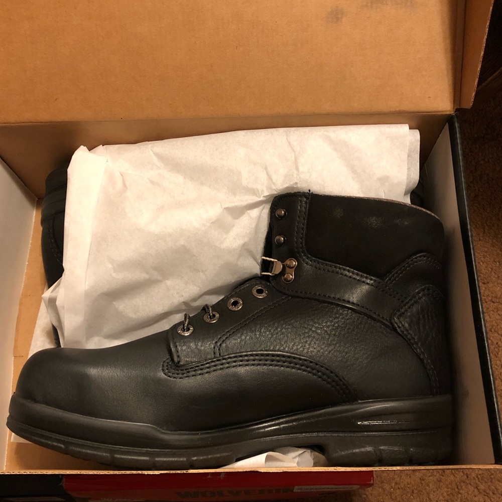 Men’s Black NIB SR DURASHOCK DA